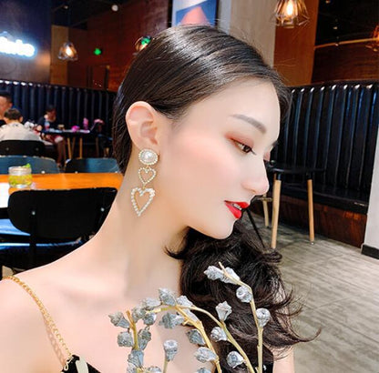 Gold Pearl Rhinestone Drop Earrings – Elegant Long Dangle Fashion Earrings for Women